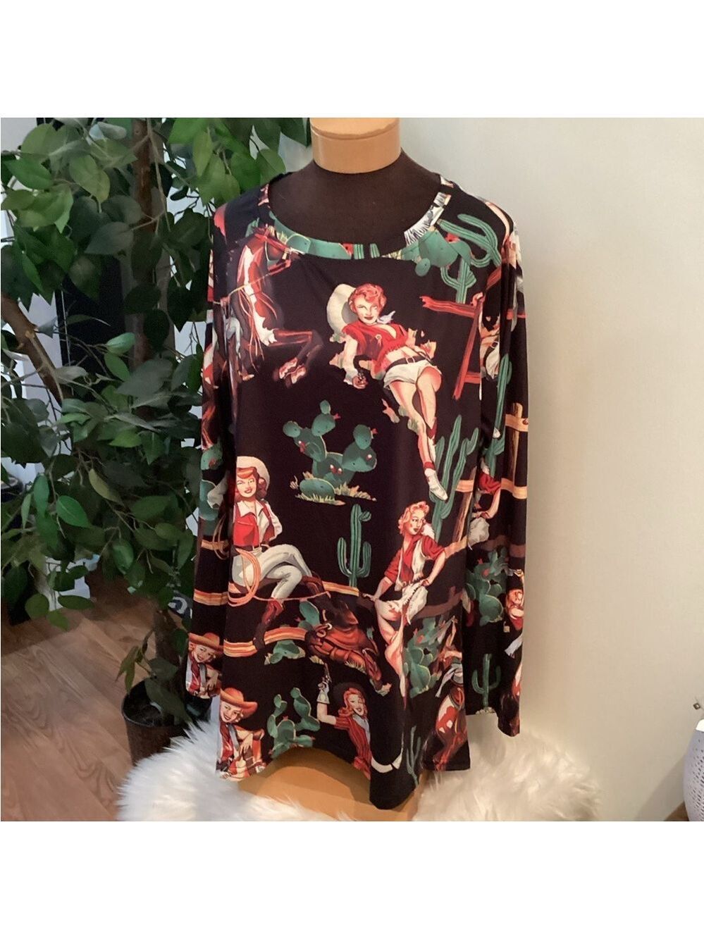 Unbranded long sleeve hi Lo hem western style blouse Woman’s size XXL